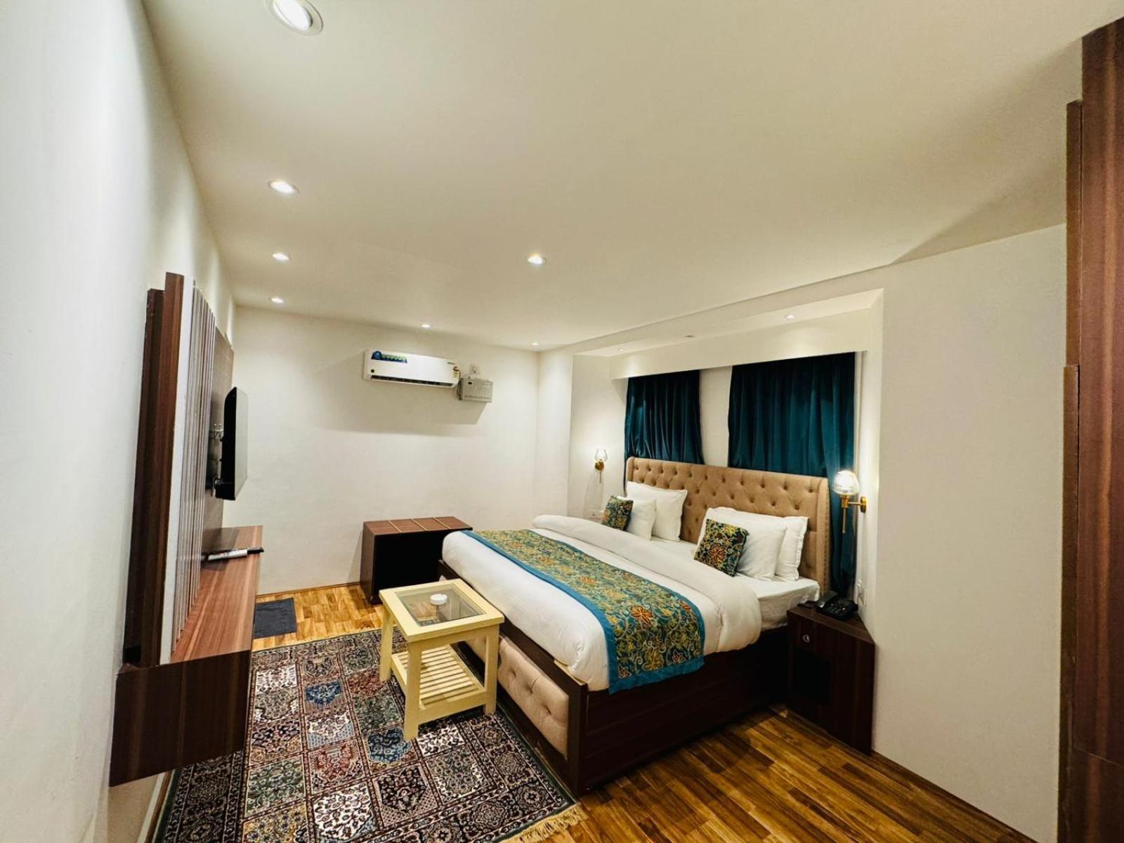 De Elaaf The Luxury Stay Srinagar  Bagian luar foto