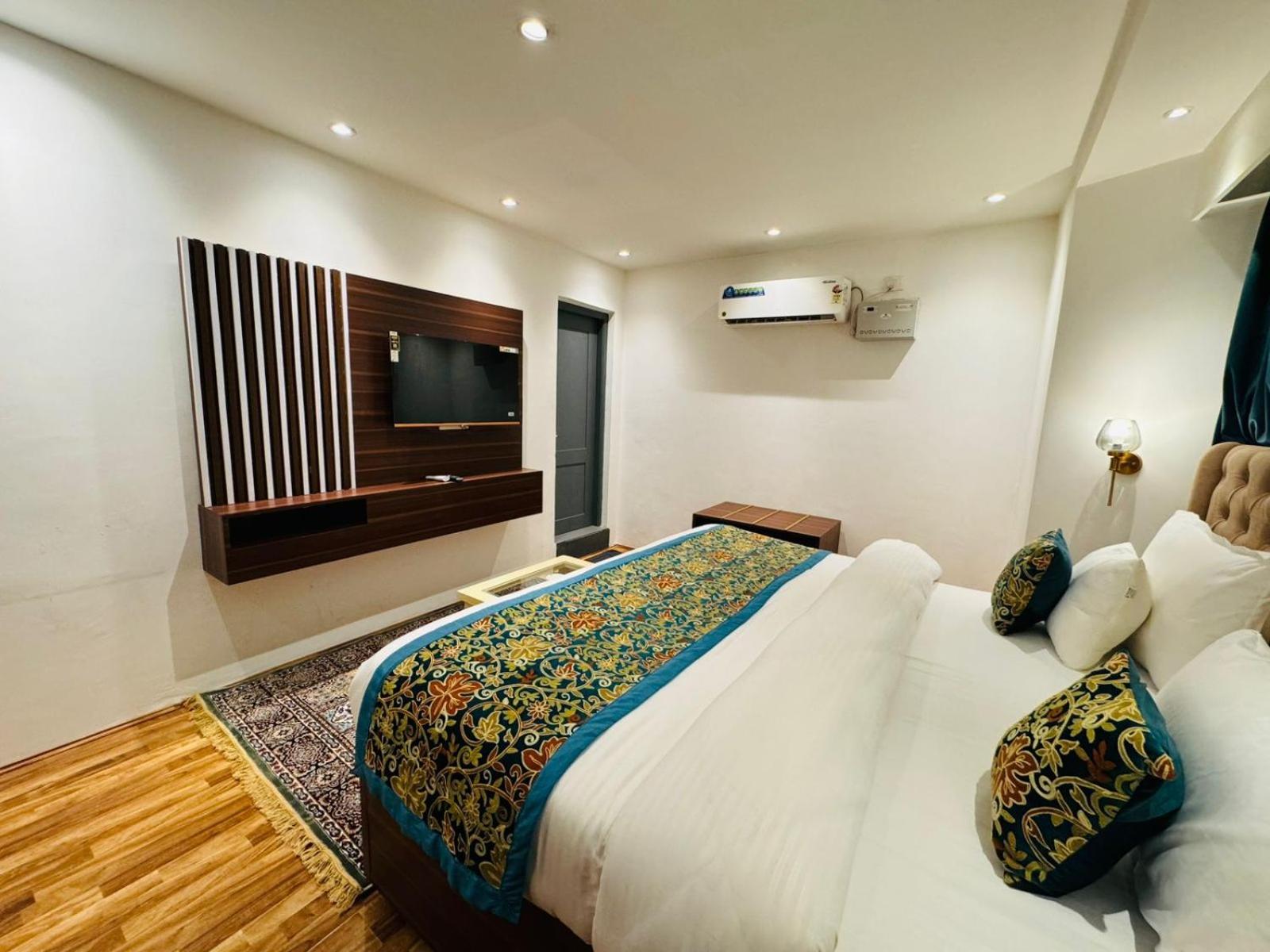 De Elaaf The Luxury Stay Srinagar  Bagian luar foto