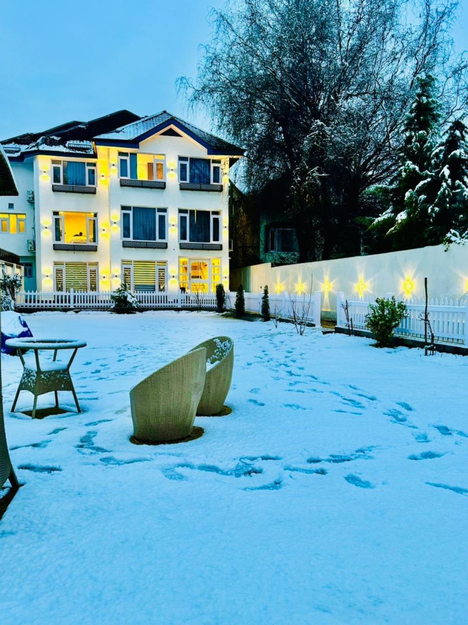 De Elaaf The Luxury Stay Srinagar  Bagian luar foto