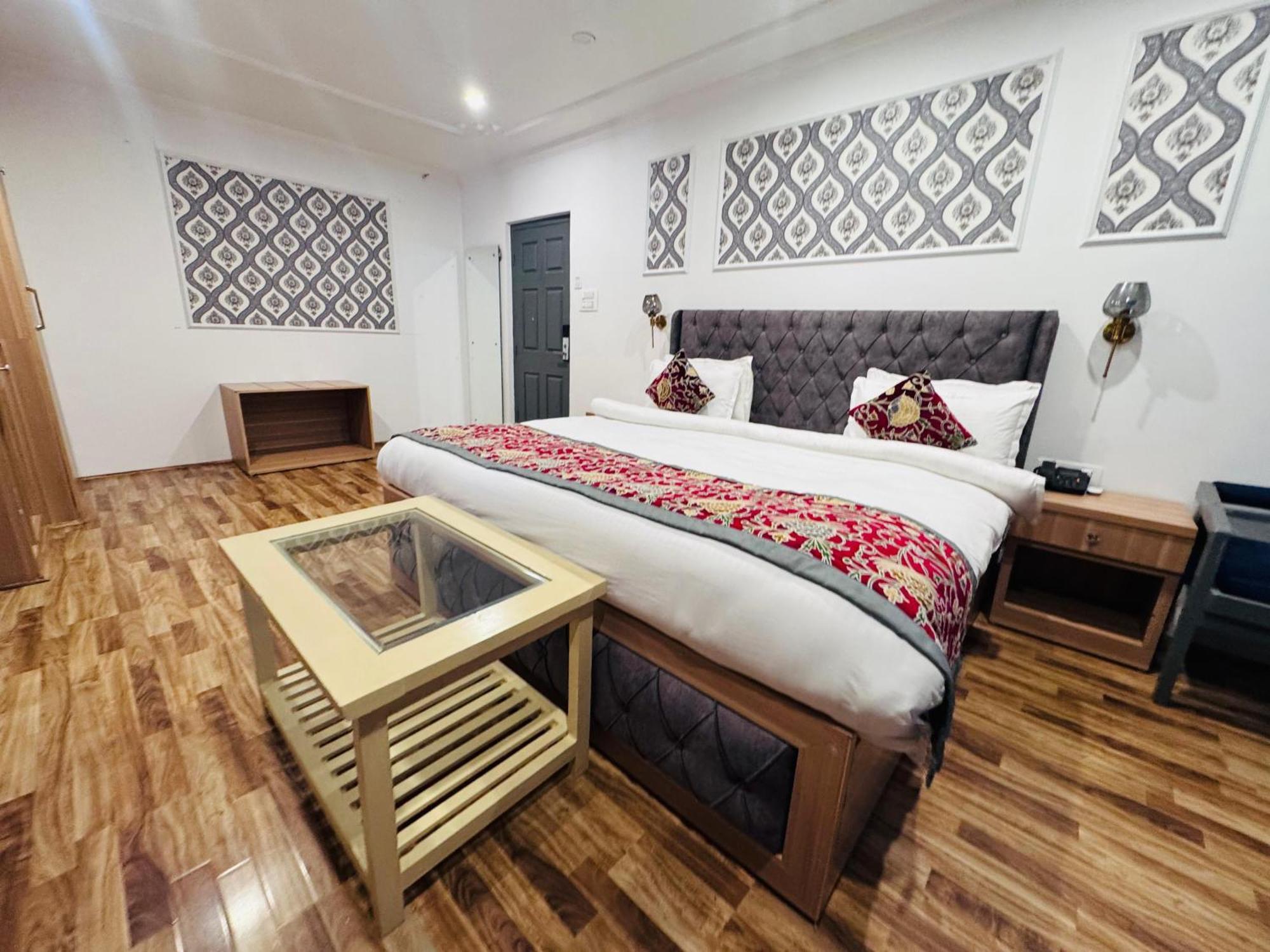 De Elaaf The Luxury Stay Srinagar  Bagian luar foto