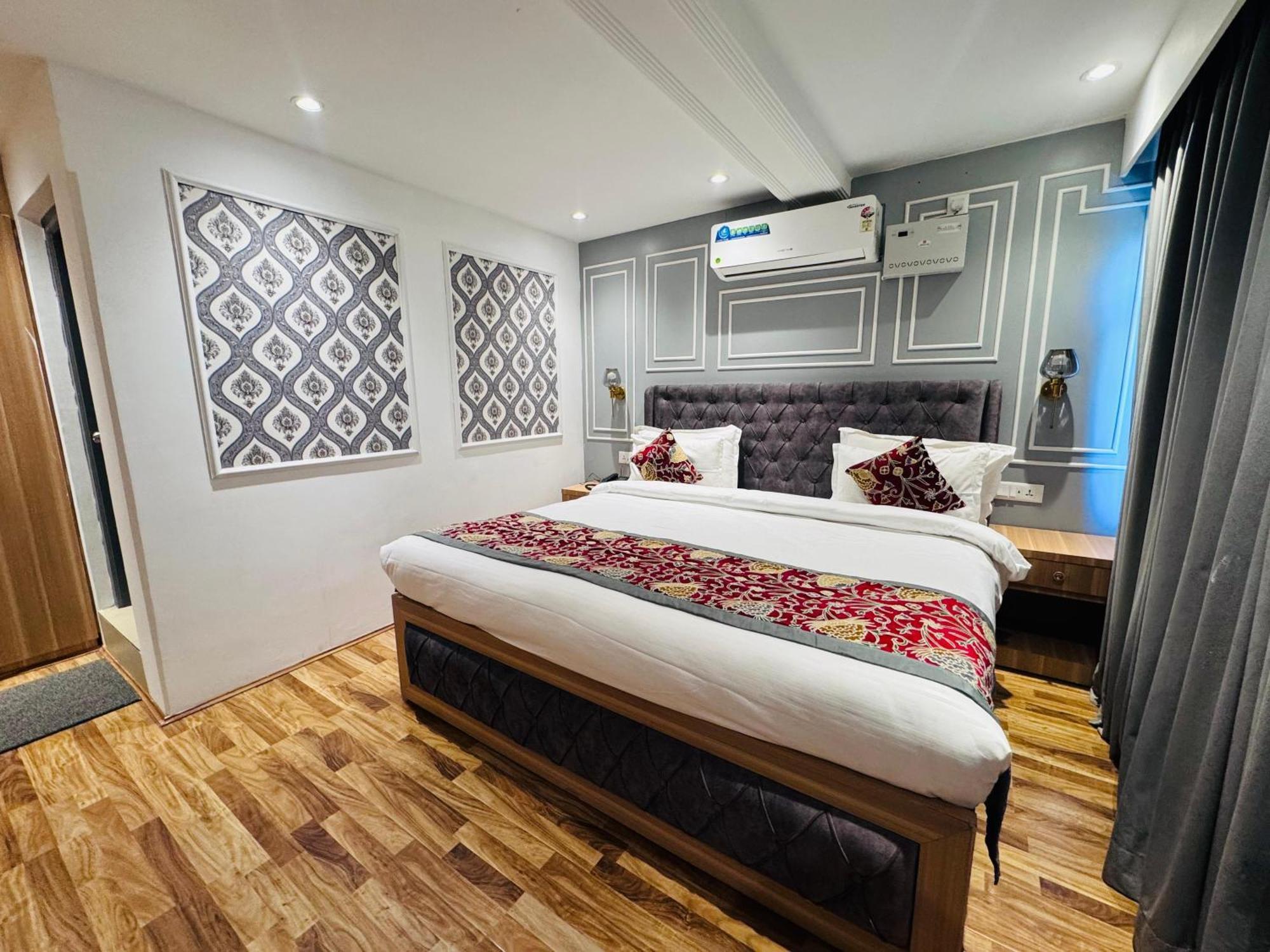 De Elaaf The Luxury Stay Srinagar  Bagian luar foto