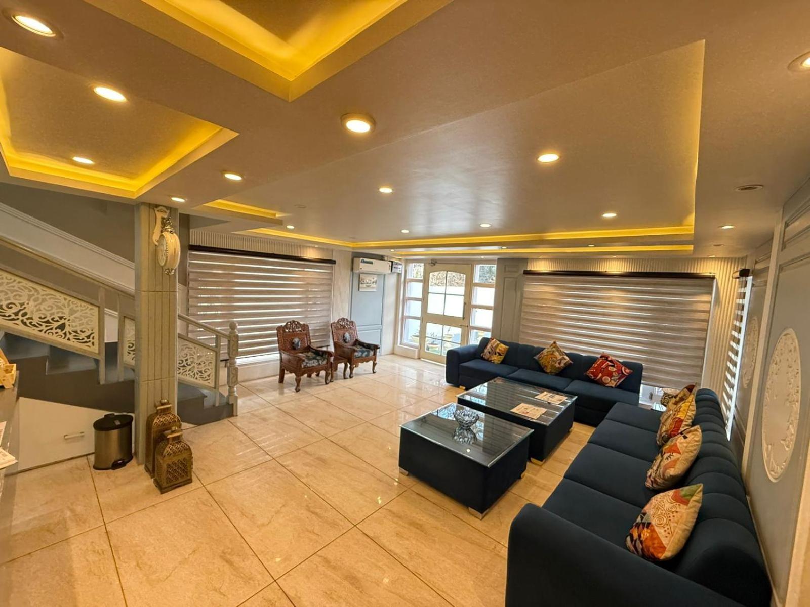 De Elaaf The Luxury Stay Srinagar  Bagian luar foto