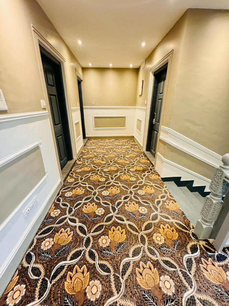 De Elaaf The Luxury Stay Srinagar  Bagian luar foto